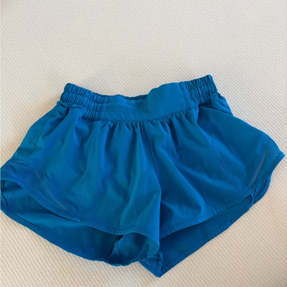 Poolside lululemon hotty hots
